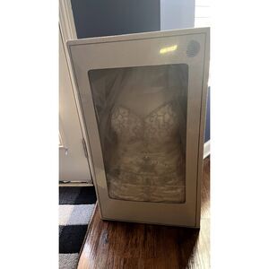 Size 12 Preserved Wedding Dress w/ Veil & Slip - 30-Year Warranty